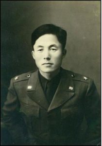 El joven Choi Hong Hi
