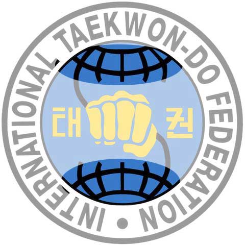 Escudo ITF Longitud y Latitud. Mapa mundial Escudo ITF Longitud y Latitud. Mapa mundial