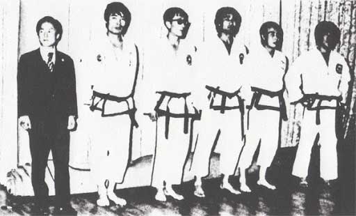 equipo de demostración de taekwondo